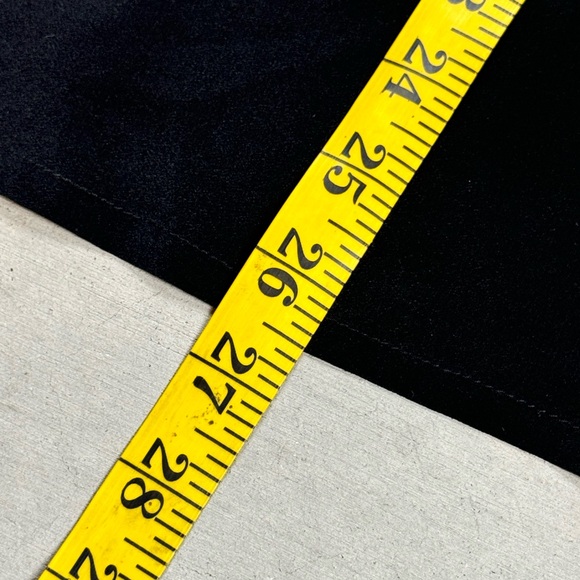 Biya Johnny Was 100% Silk Embroidered Short Sleeve Top Size L - Picture 8 of 8